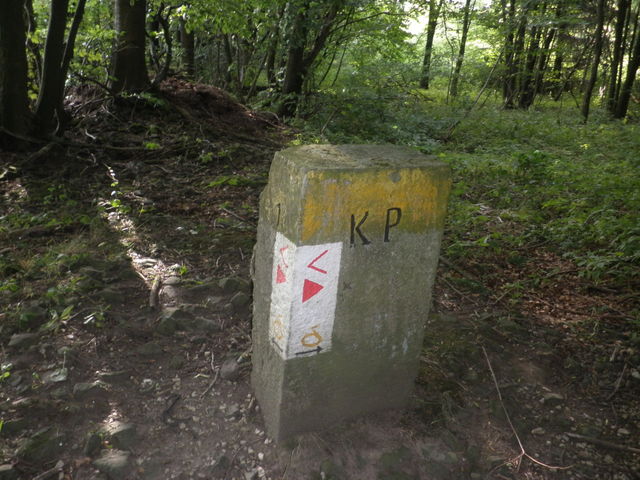 historischer Grenzstein mit "KP", d.h. Königreich Preußen