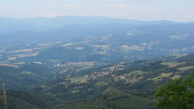 Blick über den Casentino von der Südseite des Prato alle Cogne.