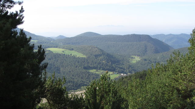 Südanfahrt: Blick nach Süden zur Collada de Vinyoles.