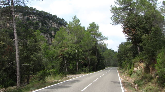 Südostanfahrt: Im Vall d'Infern.
