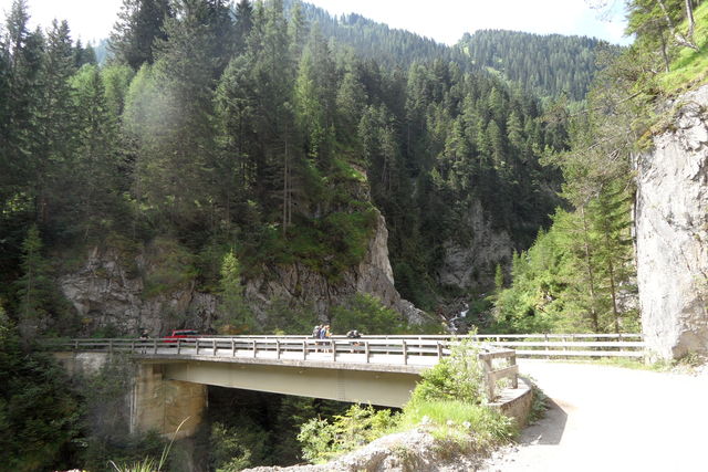 Brücke über den Grießlbach