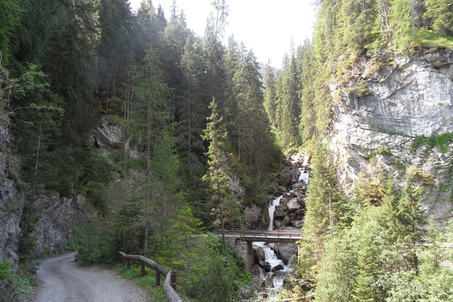 Brücke über den Alperschonbach