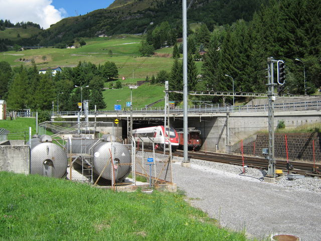 -08-20 06 GotthardTunnel.