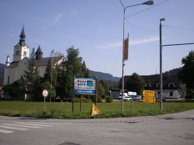 Abzweig in Bohinjska Bistrica nach Tolmin über den Bohinjsko Sedlo.