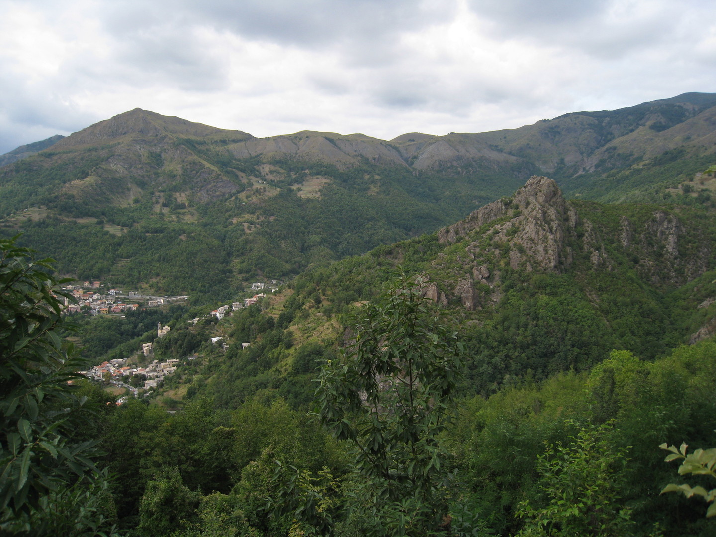 Die beiden Dörfer Bellavista und Prato Sopralacroce