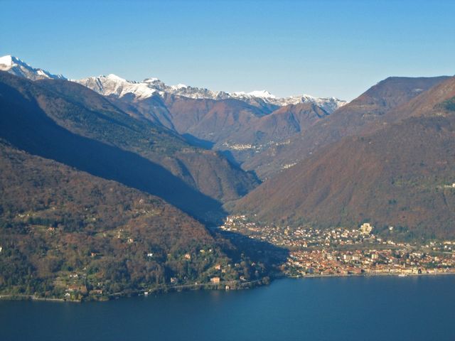 10 Blick auf Cannobio und Val Cannobina, 19.11.08.