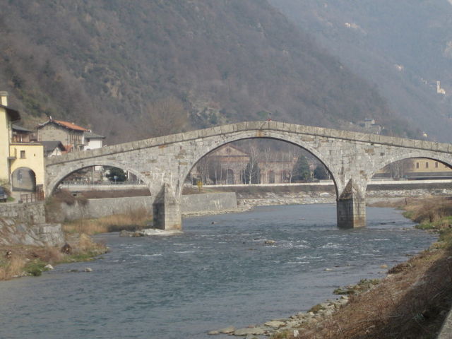 Tolle Brücke im unteren Veltlin