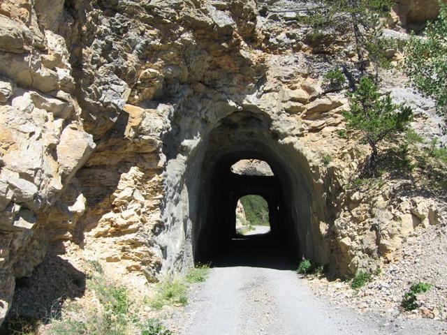 Seltsamer Tunnel