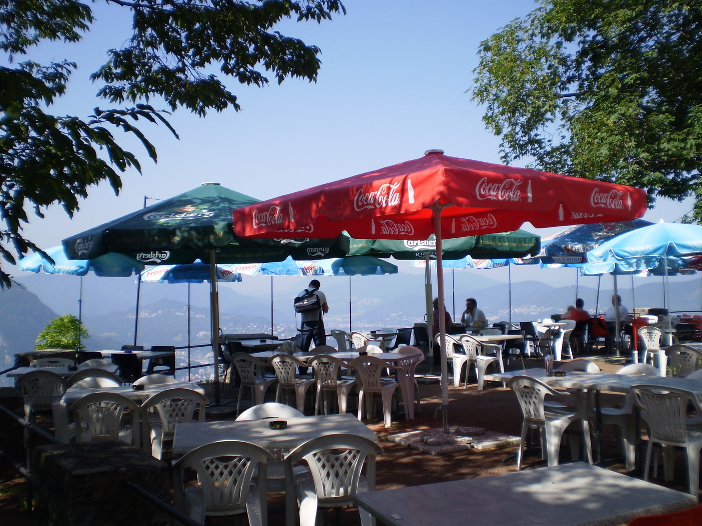 Wer am Lago di Lugano ein kühles Bier mit Aussicht sucht, sollte hier mal nachfragen.