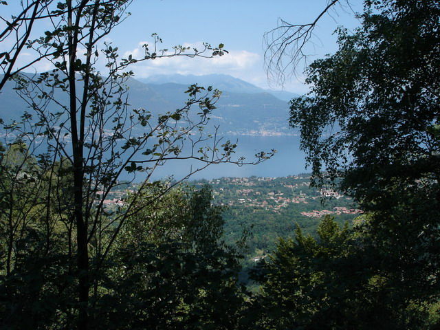 Blick in Richtung Porto Valtravaglia am Lago Maggiore.