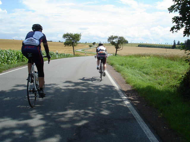 Ruedi und Manu im Anstieg bei der 2. quaeldich.de-dopingfrei-Tour Thüringen 2009.