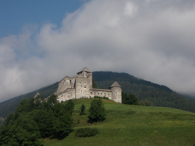 Burg Heimfels