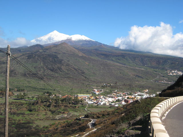 El Teide und Santiago del Teide.