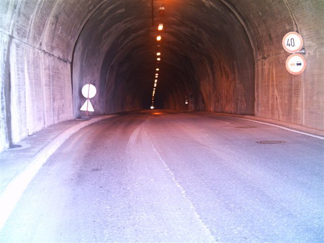 Blick zurück in den Rosi-Mittermaier-Tunnel.