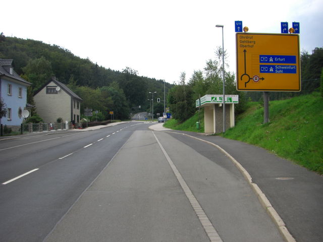 An diesem Kreisverkehr in Zella-Mehlis beginnt die Auffahrt zum Rondell.