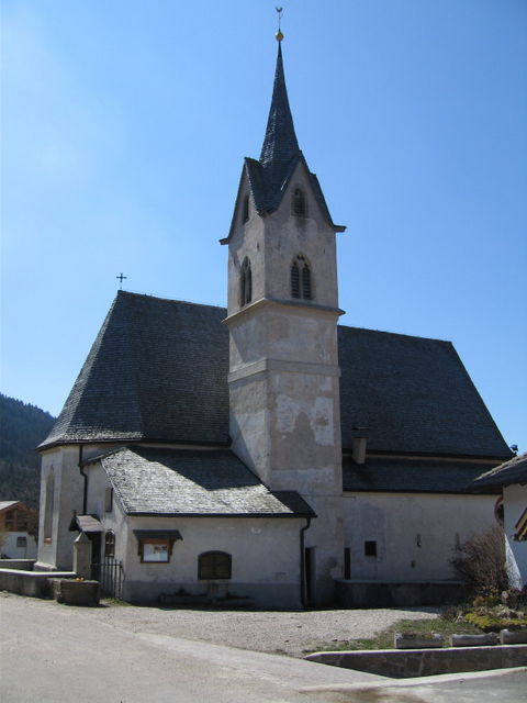 Die Kirche in Gfrill.
