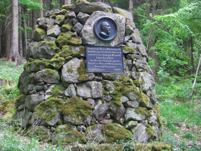 Scheffel-Denkmal.