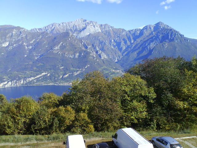 zum Seearm von Lecco (Lago di Lecco).