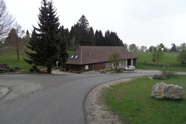 Albvereinshaus, schon außerhalb des Walds