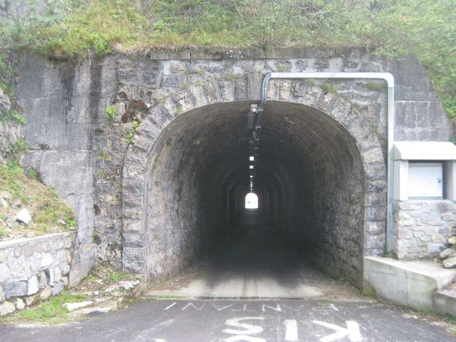 Einer der drei Tunnel...