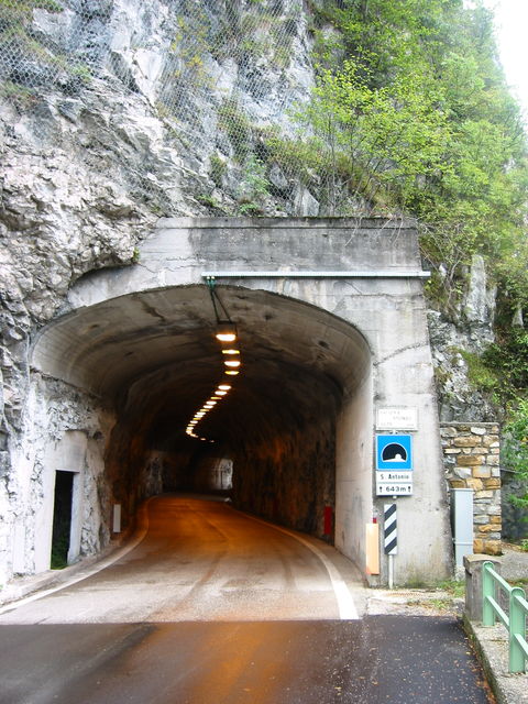 Tunnel San Antonio