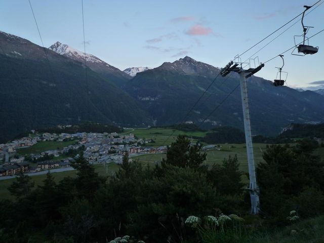 View from the mountainroad down to Aussois