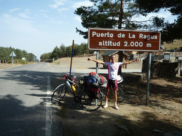 Cycling above 2000m for the 238th times.