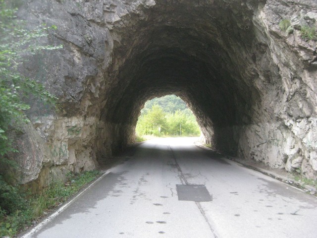 ...und Tunnel.