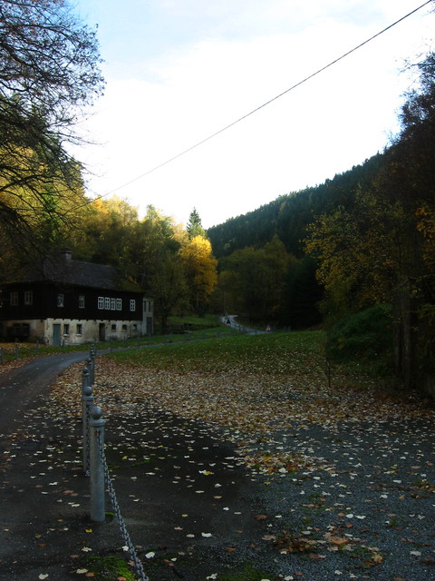 Bei Falkenstein geht es rechts ab entlang der ehemaligen Innerdeutschen Grenze