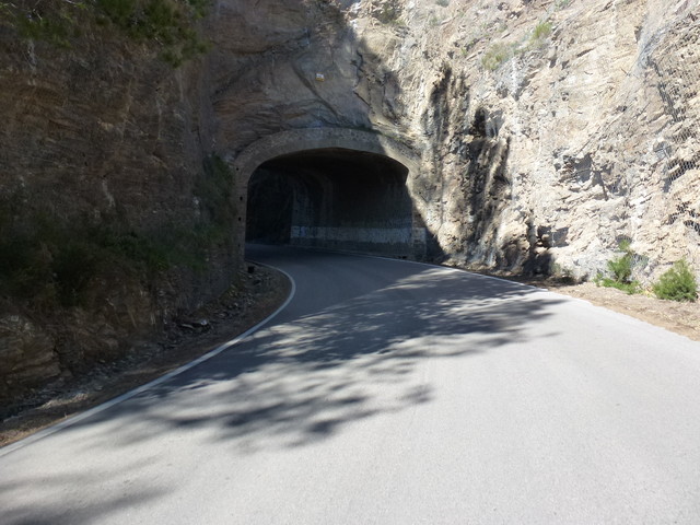 Tunnel2.