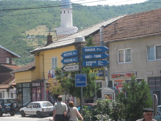 Stadtzentrum Prizren. 37km in allen Richtungen, oder das doppelte davon...