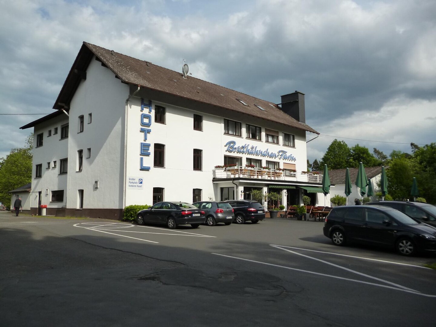 Hotel Restaurant Brathaehnchenfarm