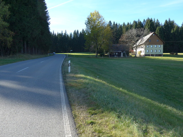 Hirzwald, Nordostanfahrt