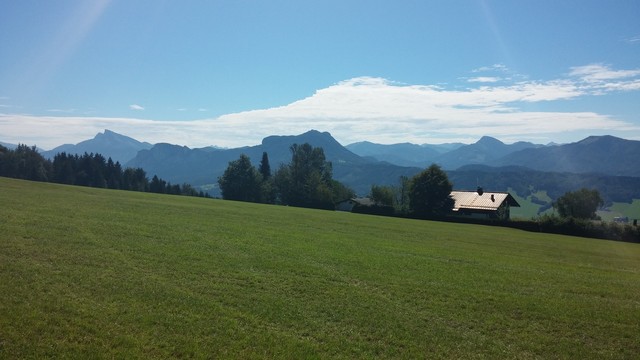Panorama im mittleren Teil er Anfahrt (Schafberg, Drachenwand, Schober)