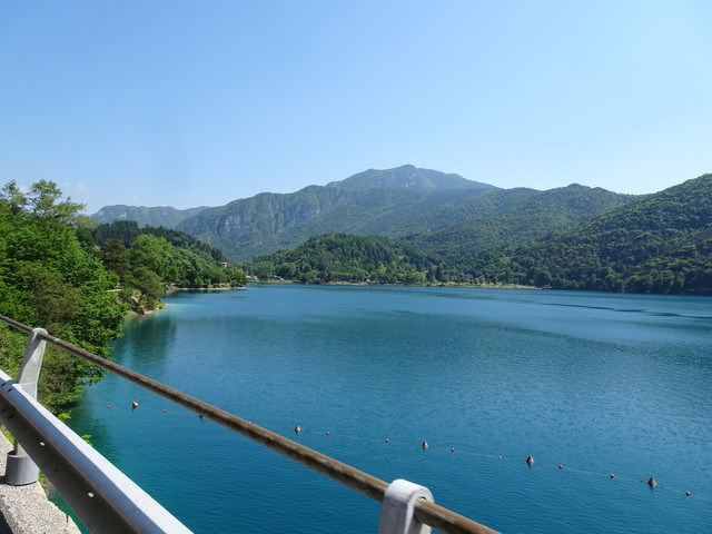 Lago di Ledro in Richtung Riva.