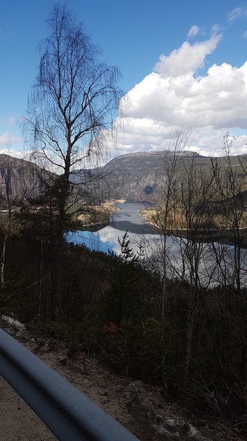 Nordauffahrt, Blick auf Telemarkskanal, flussaufwärts