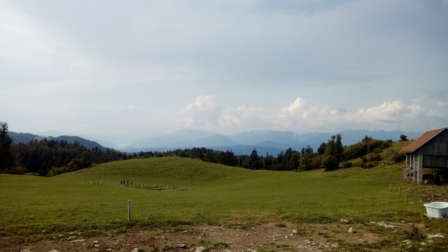 Hochpunkt, Blick Richtung Jülische Alpen.