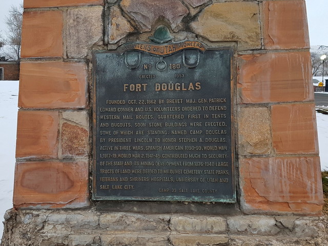 Infotafel zu Fort Douglas.
