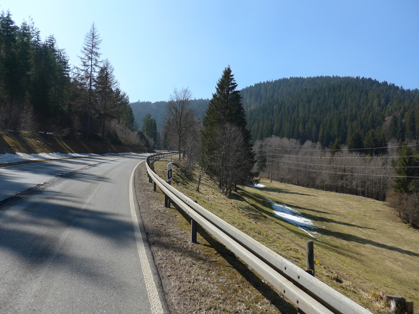 Nordostanfahrt von Hammereisenbach-Bregenbach