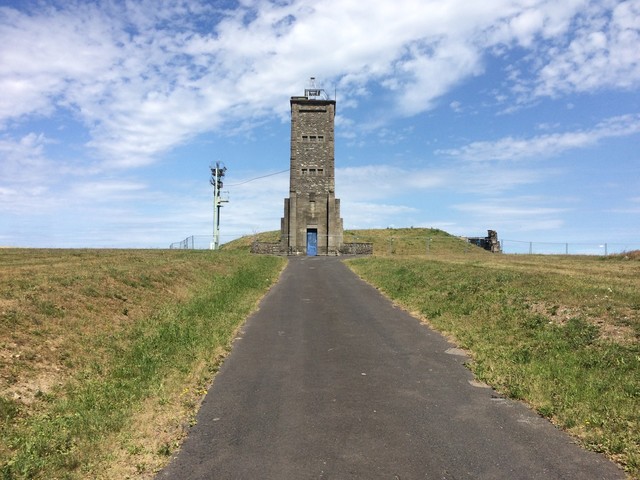 Wasserturm auf dem Gipfel