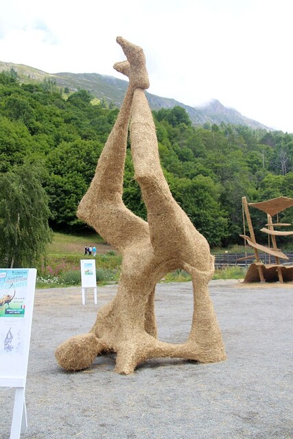 Strohskulptur