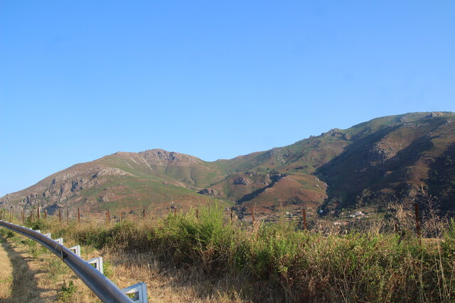 Abfahrt vom Santo Stefano - die andere Talseite, hier führt die D62 hinauf