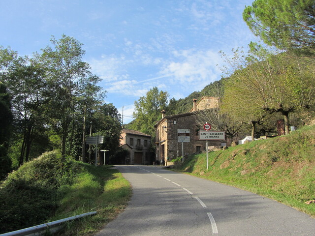 Der Weiler Sant Salvador de Bianya.