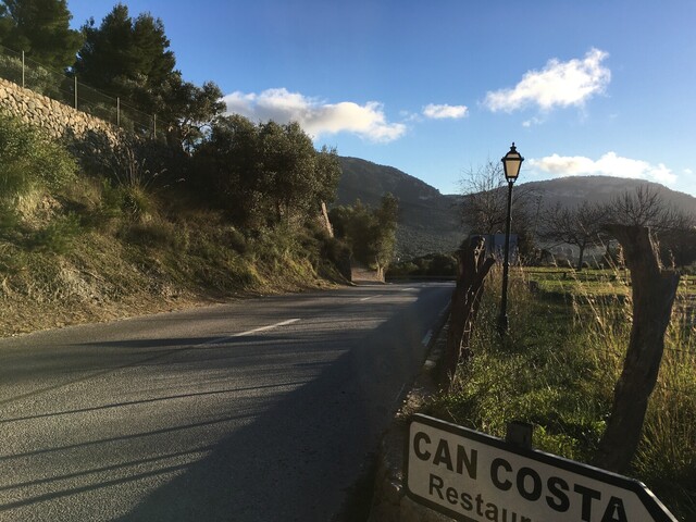 IMG 2387- Can Costa (NO) Blick vom Hochpunkt Richtung Südwesten (Valldemossa).