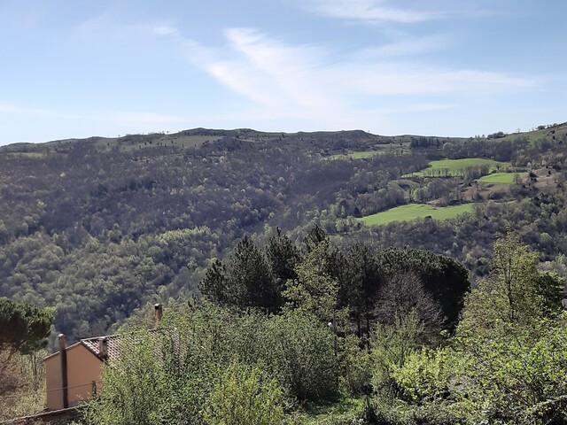 Südanfahrt: Landschaft oberhalb von La Bastide.