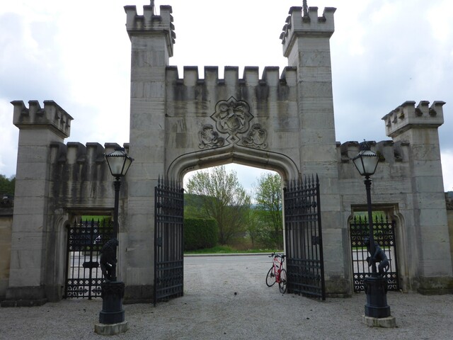 Einfahrt zu Schlosspark
