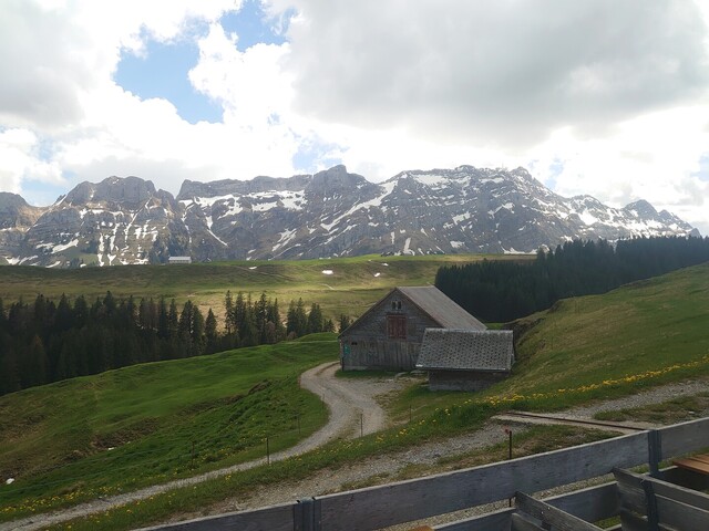 Der Säntis von der Panoramaterrasse des Gasthaus Scheidegg aus gesehen.