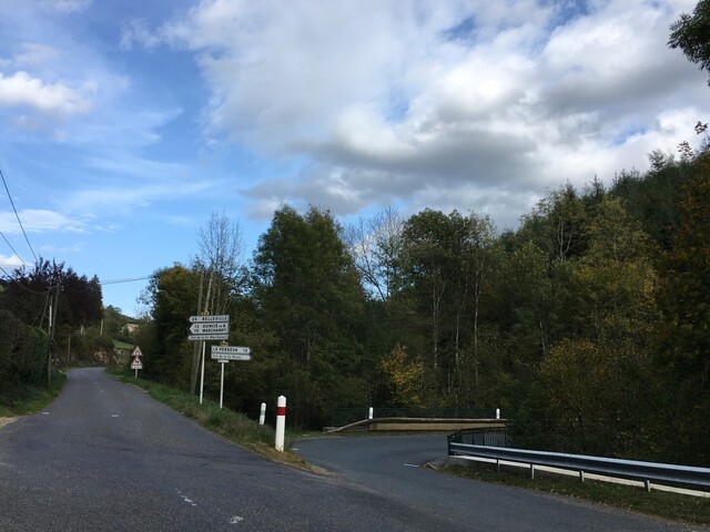 Col de la Croix Rosier (W) Startpunkt der Westauffahrt - hier rechts abbiegen (IMG 7929).