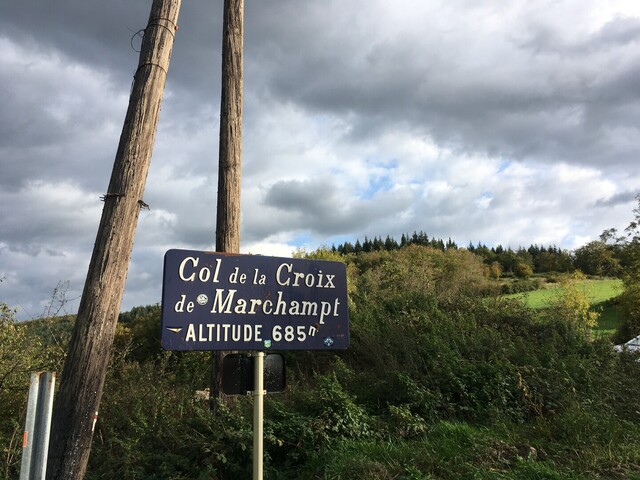 Col de la Croix de Marchampt (NO) Passhöhentafel alter Schule (IMG 7947).