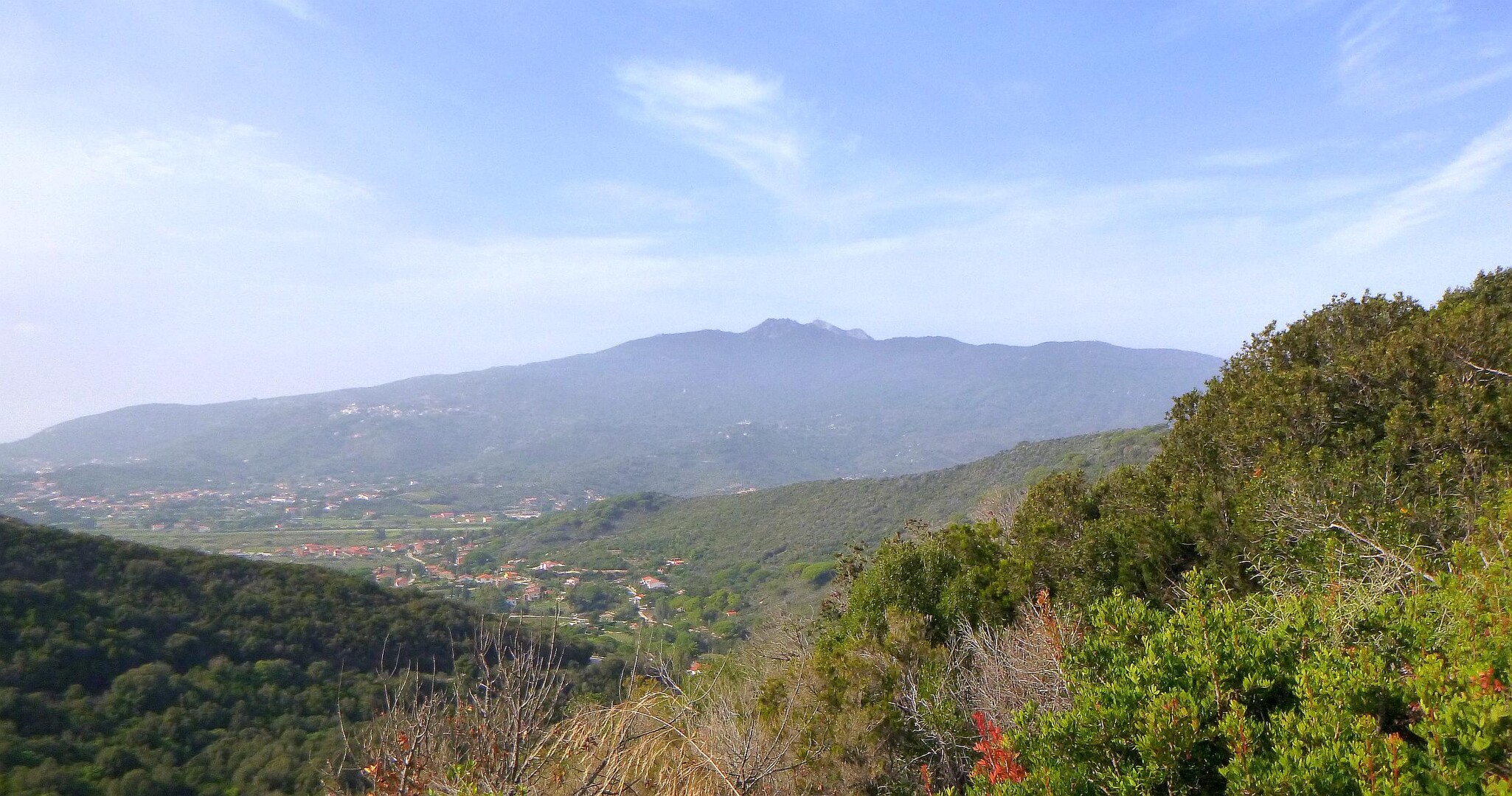 Südost: Blick auf die Route mit Monte Capane im Hintergrund